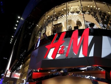 Η H&M σχεδιάζει να κλείσει 170 καταστήματα το 2018